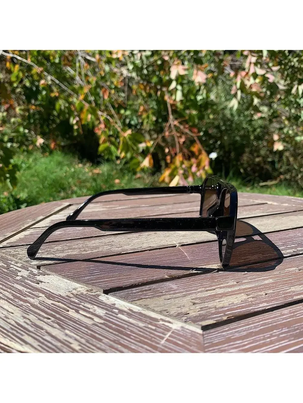 Vintage 90s y2k style unique retro square rounded shaped brown lenses sunglasses